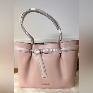 ✨NWT✨MICHAEL KORS Emilia Large Pebbled Leather Tote Bag